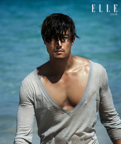 Daniel Henney080618003